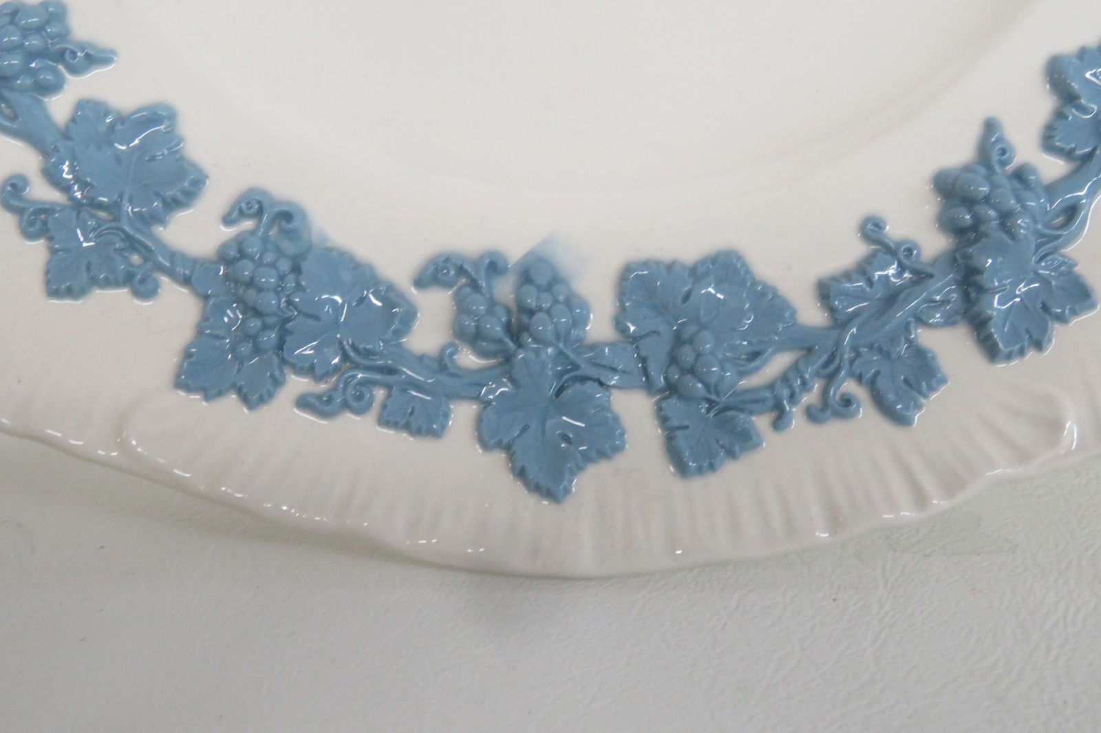 Wedgwood Embossed White Blue Queens Ware Cake Cookie Serving Dish Plate 4550b - 4