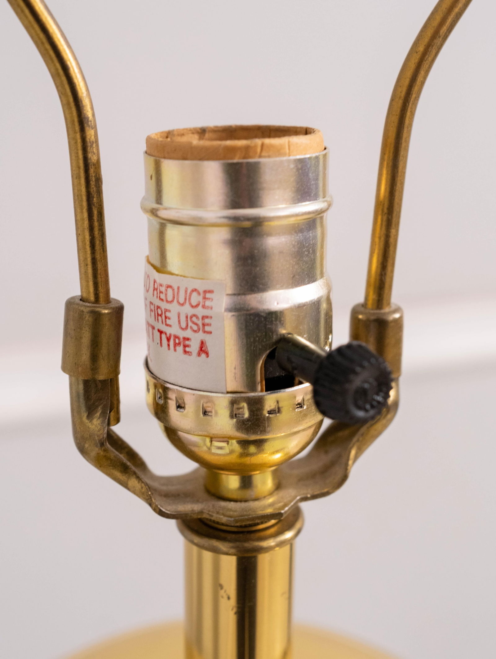 1980s Attributed to Delft Porcelain Williamsburg Virginia Tobacco Jar Lamp - 6