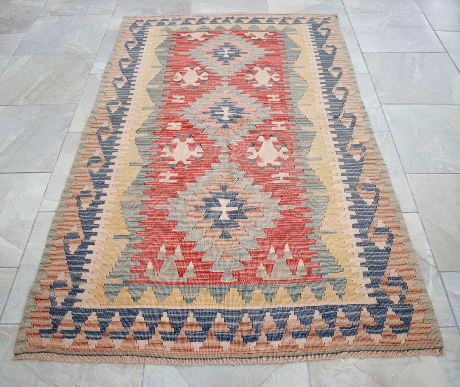 Soft Colors Hand Woven Vintage Turkish Rug Kilim 1980 Wool Natural Dyes Accent Rug 3'7"x 6' - 5