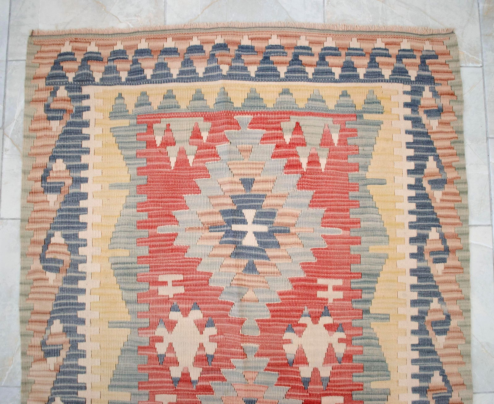 Soft Colors Hand Woven Vintage Turkish Rug Kilim 1980 Wool Natural Dyes Accent Rug 3'7"x 6' - 7