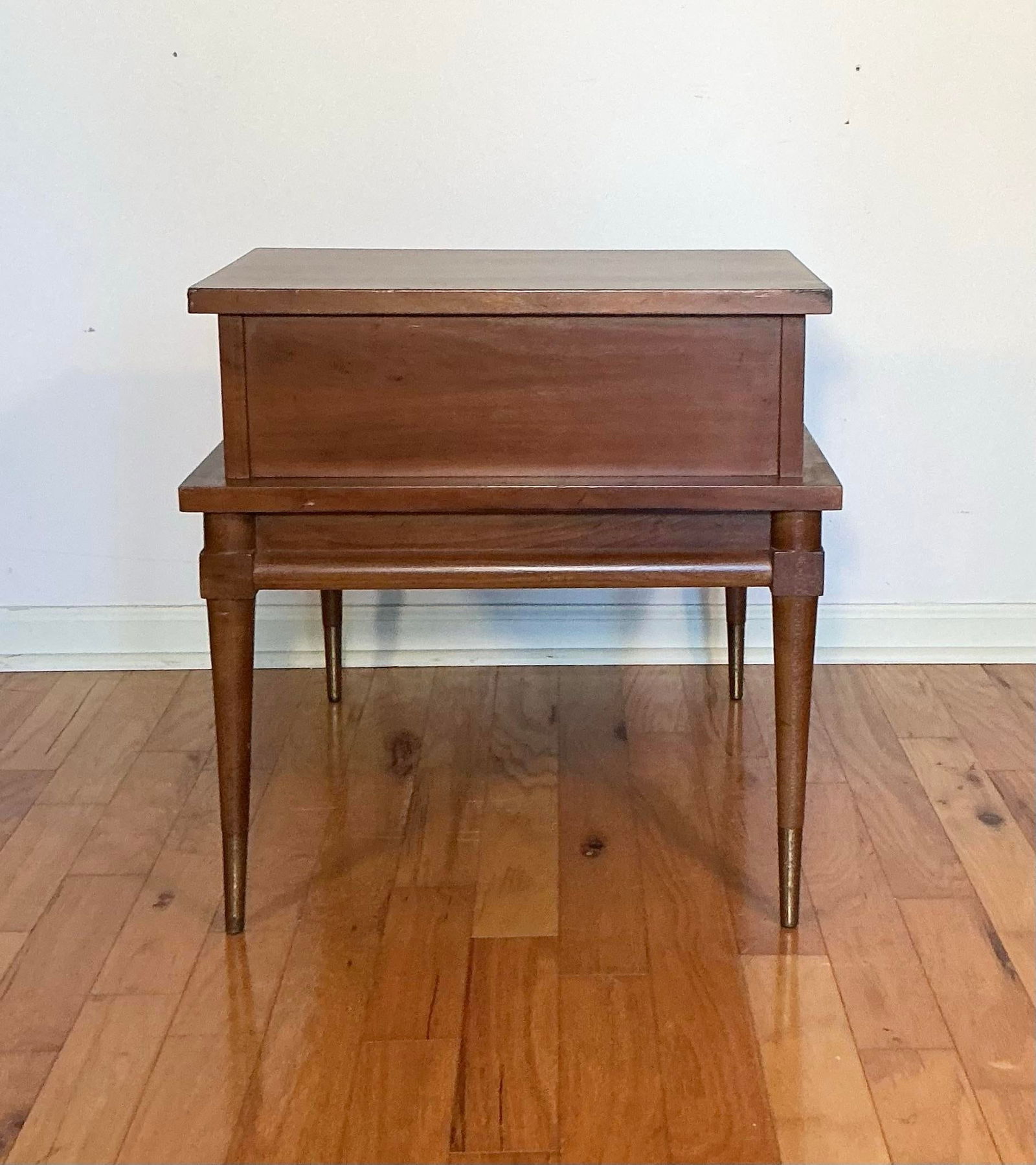 Vintage Inlaid Side Table by American of Martinsville, Circa 1960s - 4