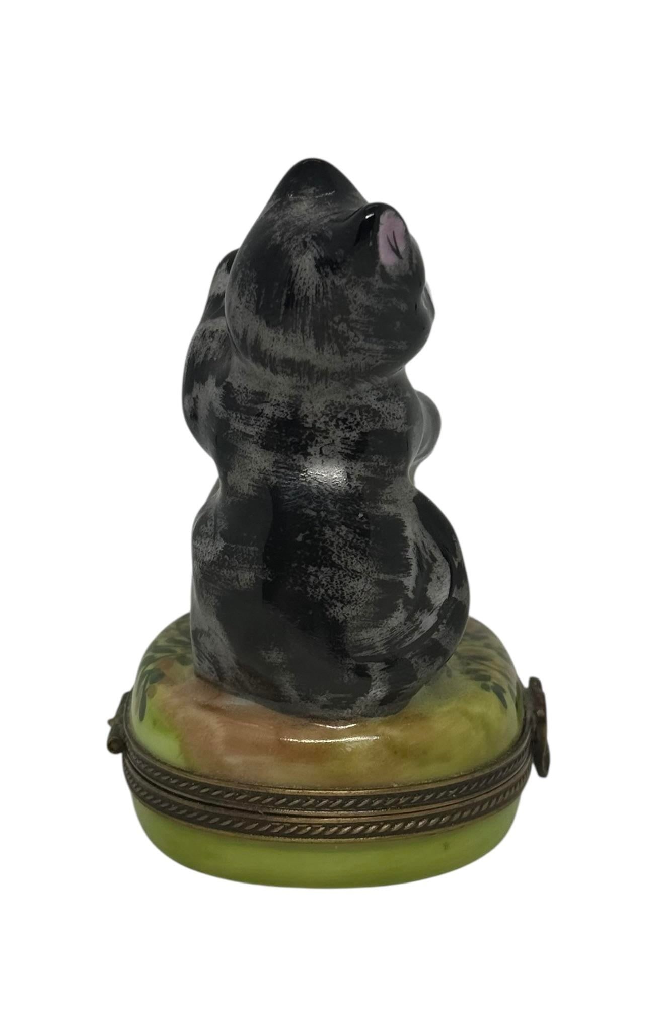 Vintage Limoges Porcelain Two Cats Hinged Trinket Box Hand-Painted by Rochaud - 5