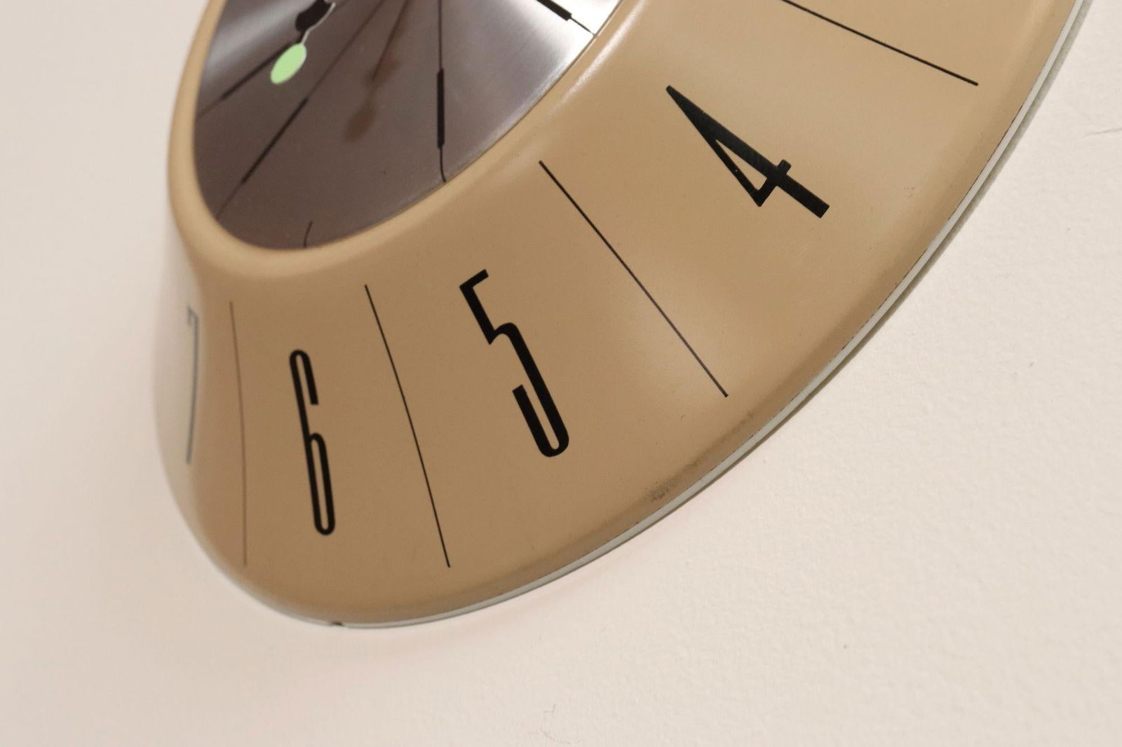 German Art Deco Beige Wall Clock With Black Numerals by Welby - 8