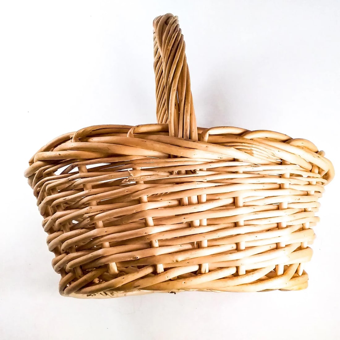 Vintage Heavy Rattan Fruit Basket With Handle - 3