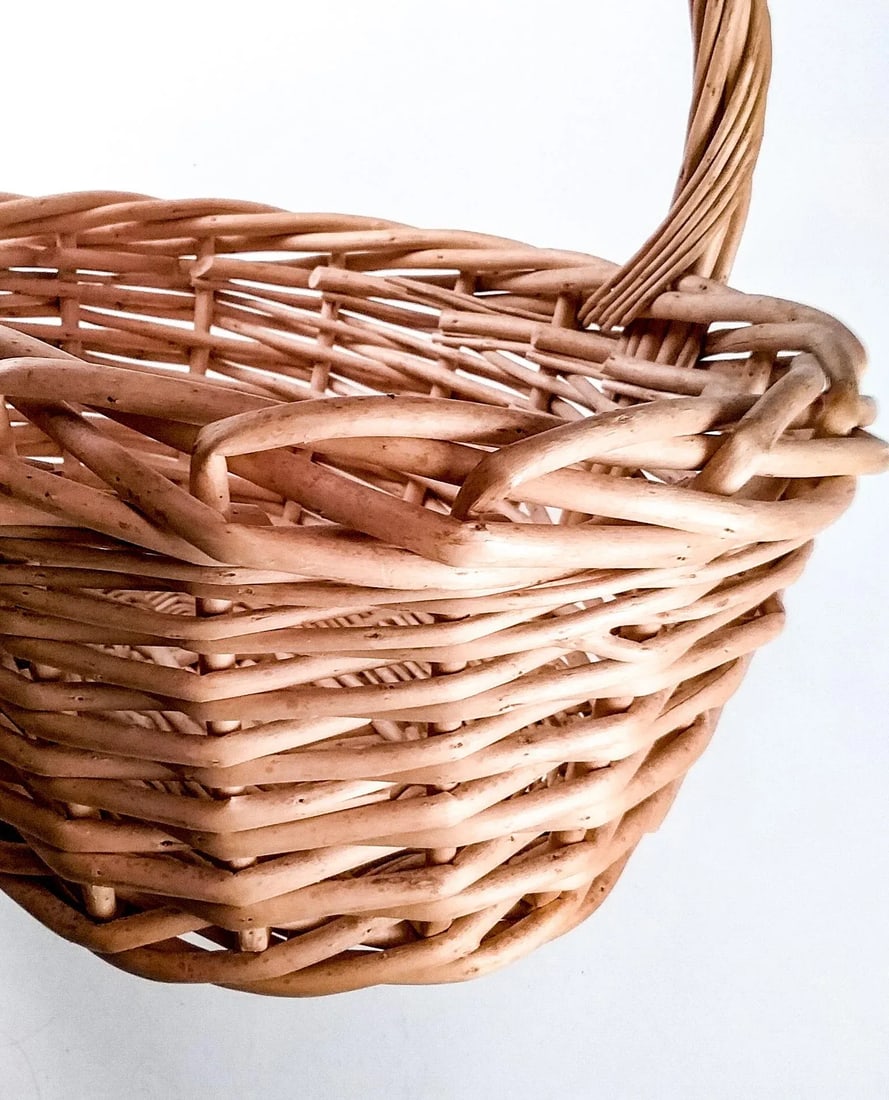Vintage Heavy Rattan Fruit Basket With Handle - 5