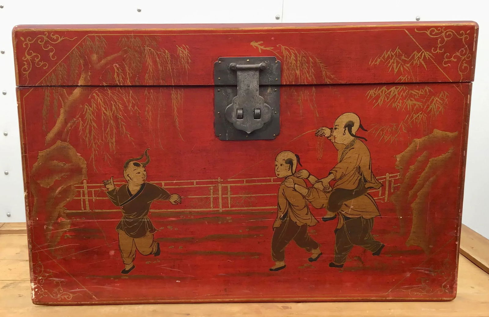 Red Lacquer Chinoiserie Trunk - Box - 3