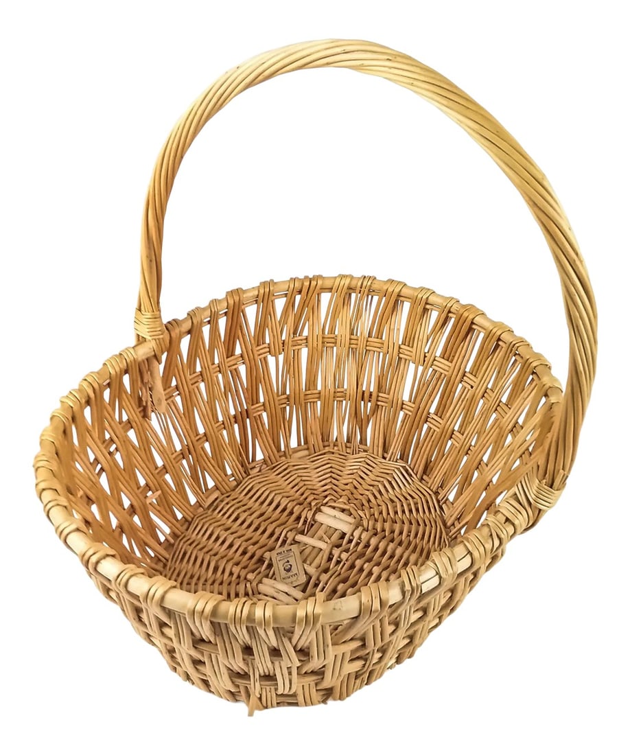 Vintage Hand Woven Basket Spain (1 of 11)
