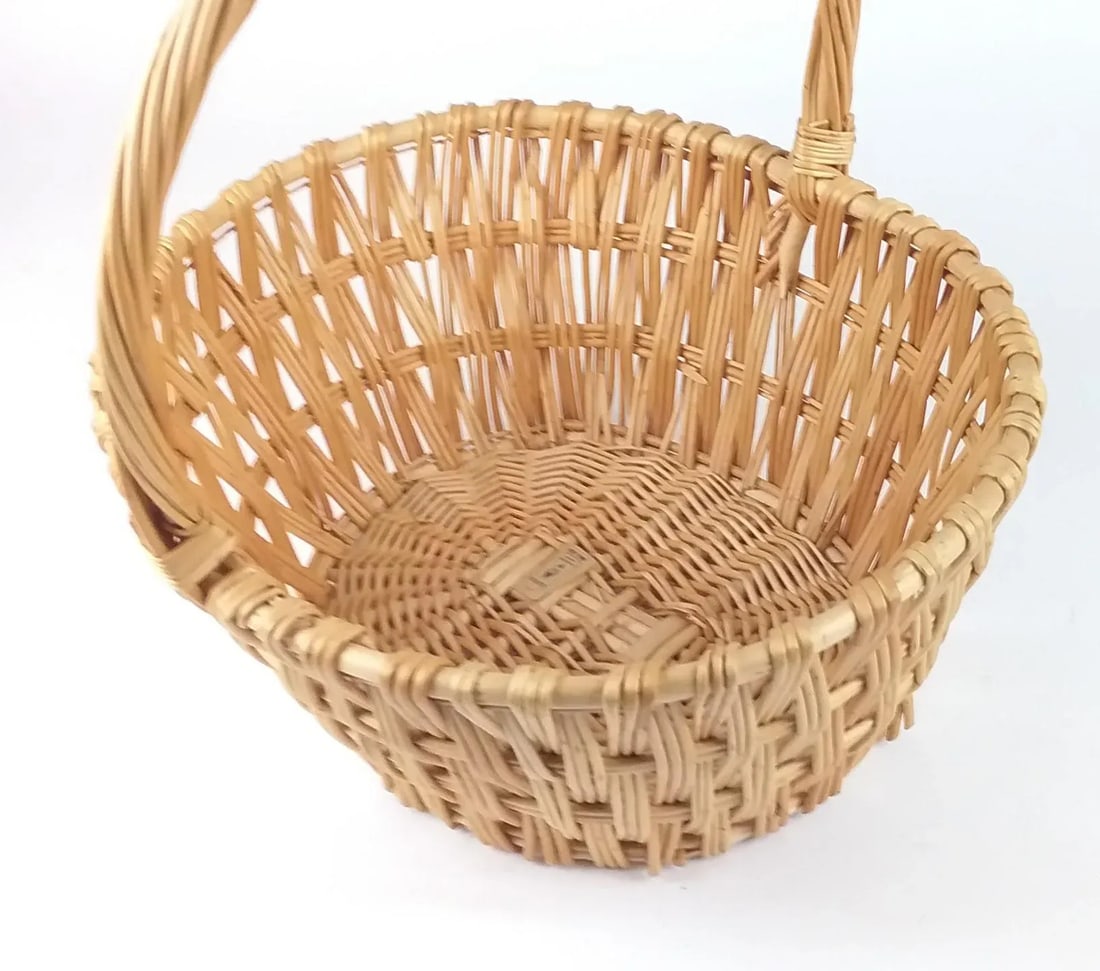 Vintage Hand Woven Basket Spain - 3