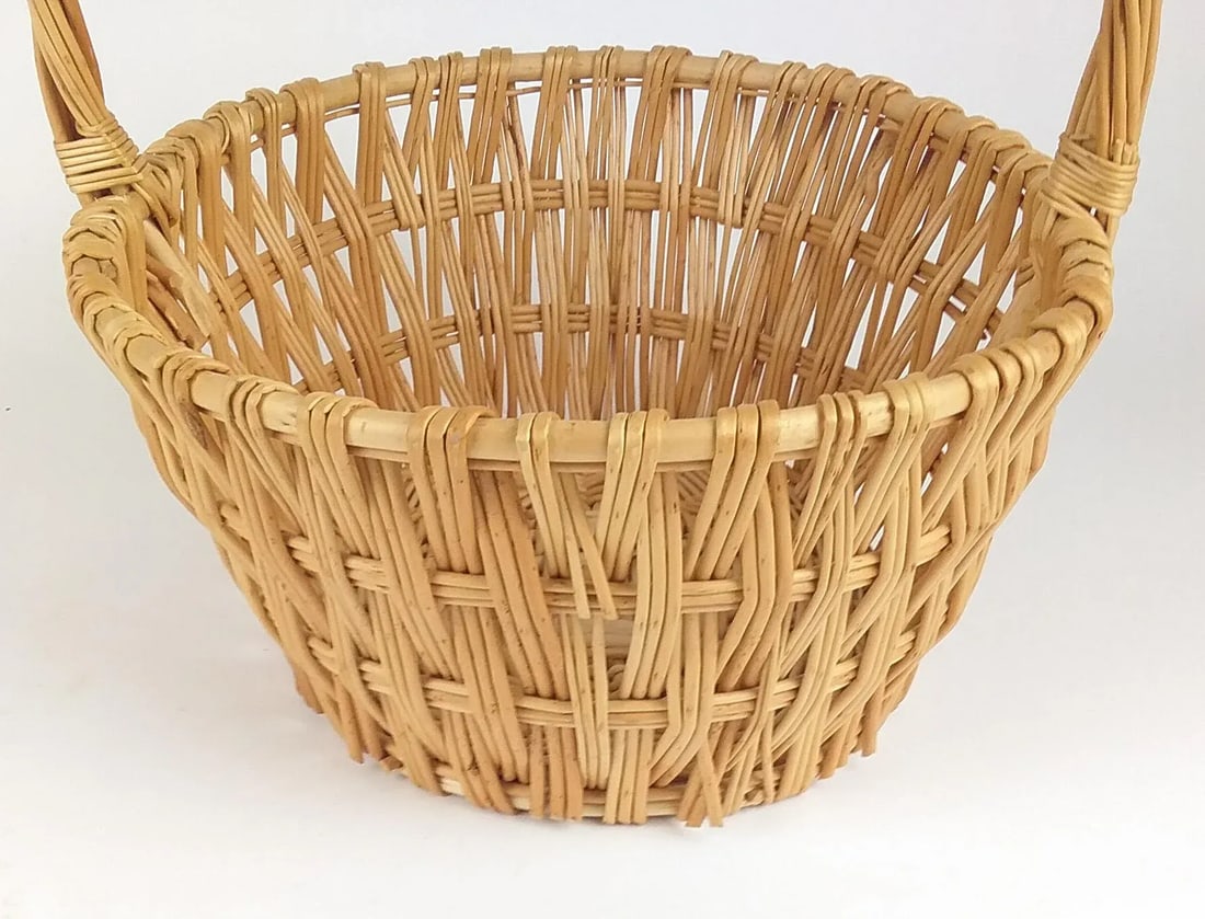 Vintage Hand Woven Basket Spain - 6