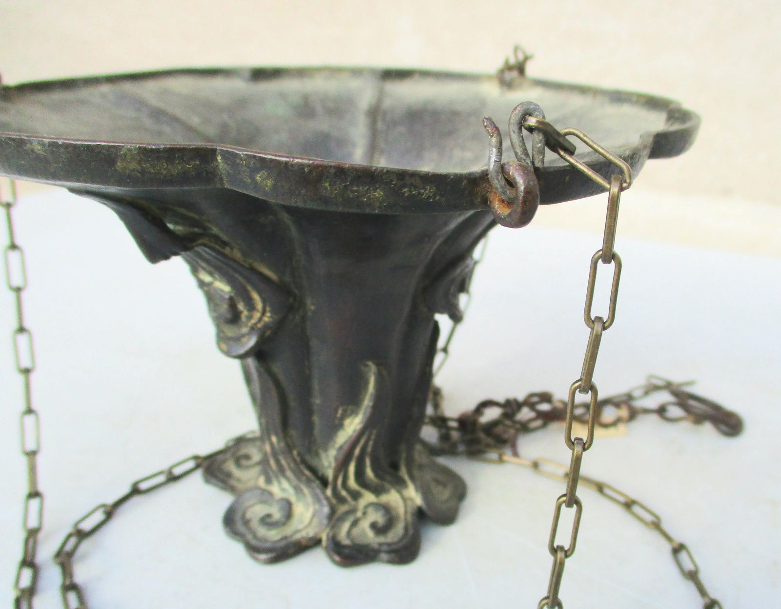 19th Century Edo Japanese Bronze Hanging Vase - 5