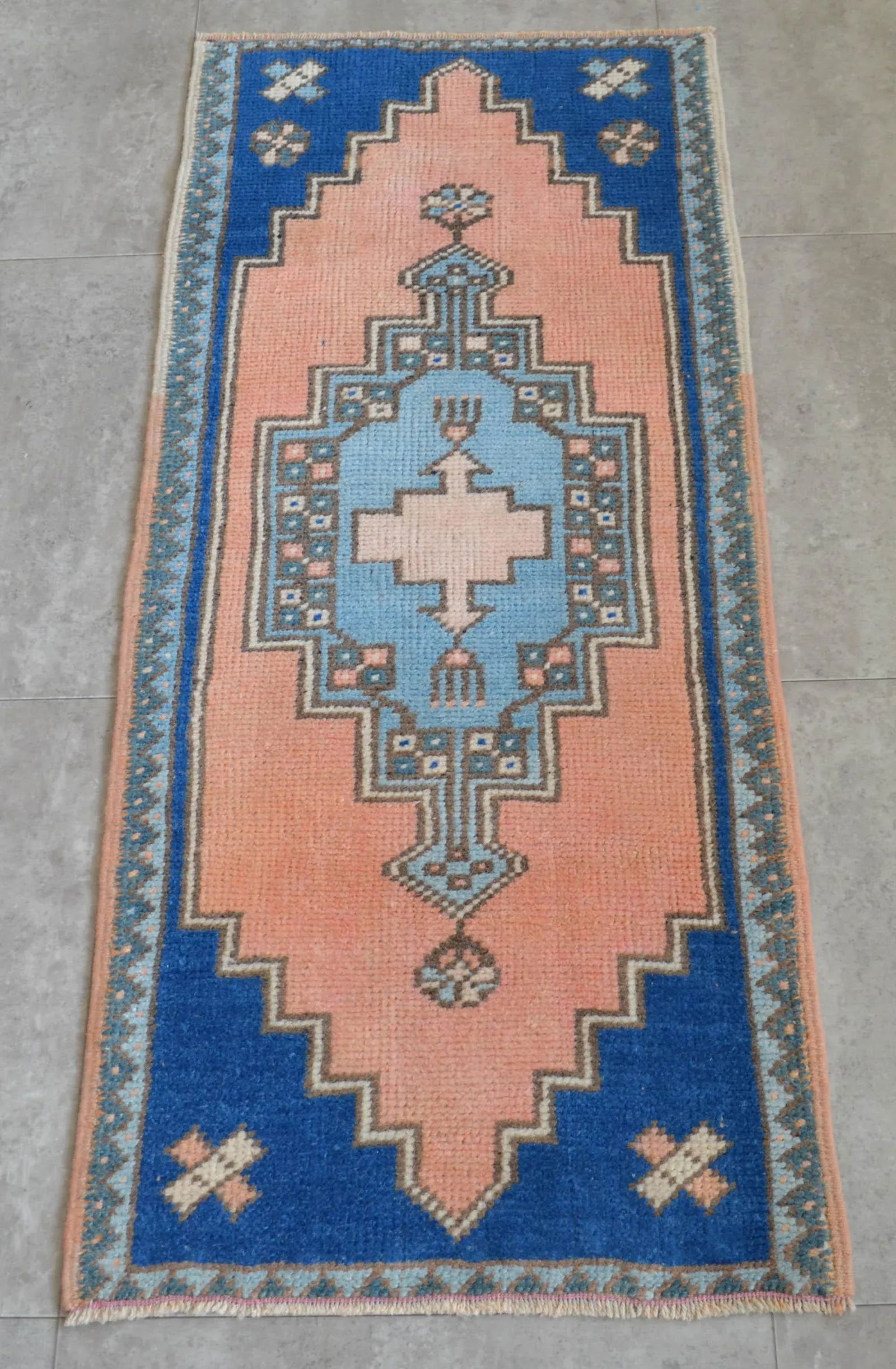 1970s Vintage Hand Knotted Turkish Rug - 22"x 50" - 3