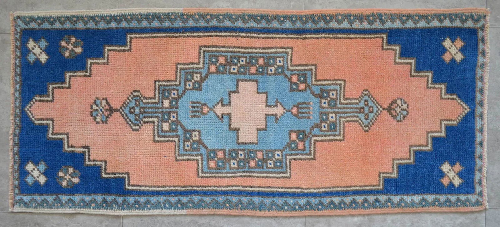 1970s Vintage Hand Knotted Turkish Rug - 22"x 50" - 6
