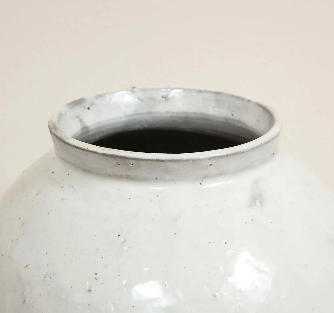 2021 "Moon Jar II" White, Hand Crafted Clay Vase by Sungwook Park (South Korea) - 7
