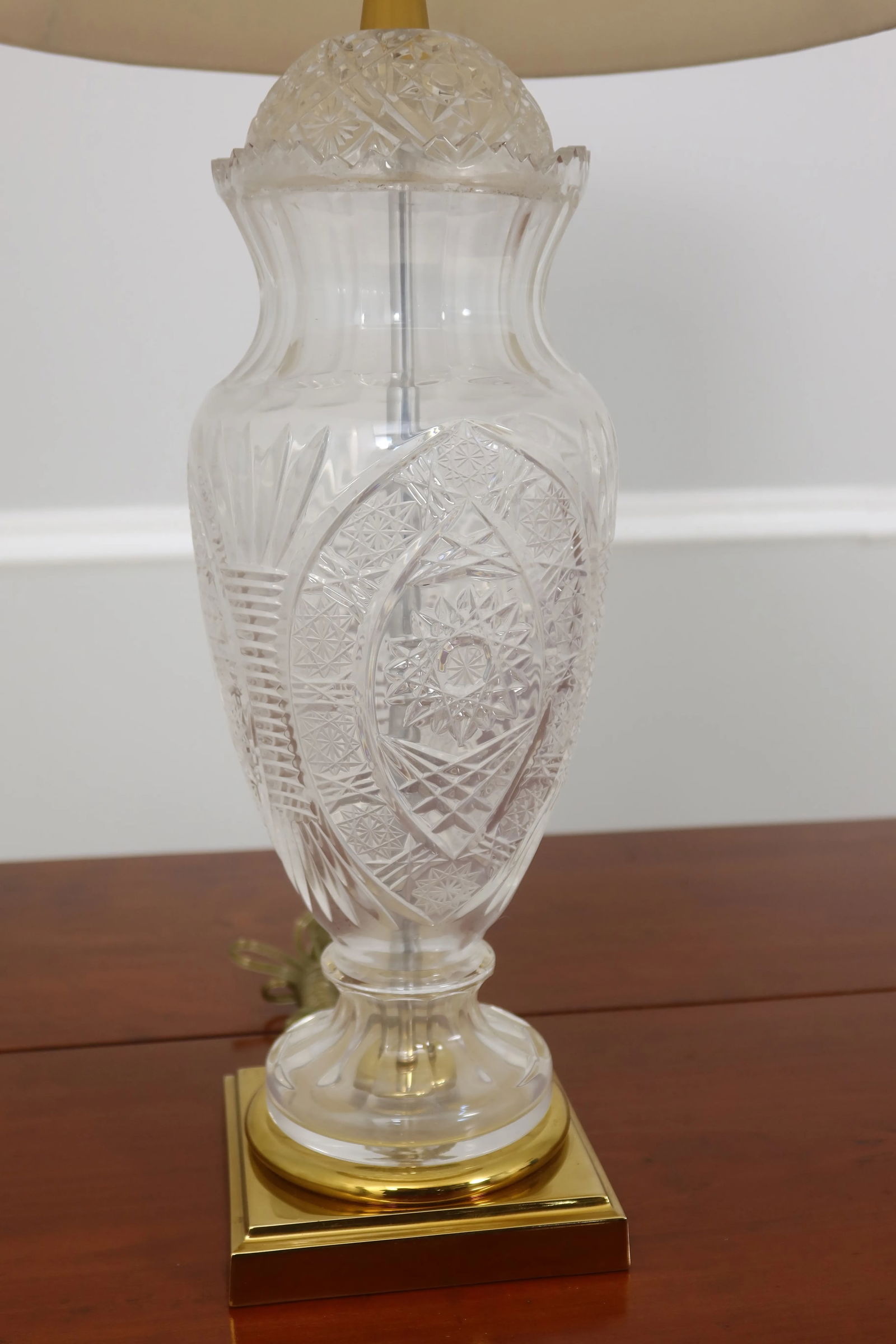Etched Crystal Table Lamp W. Brass Base - 3