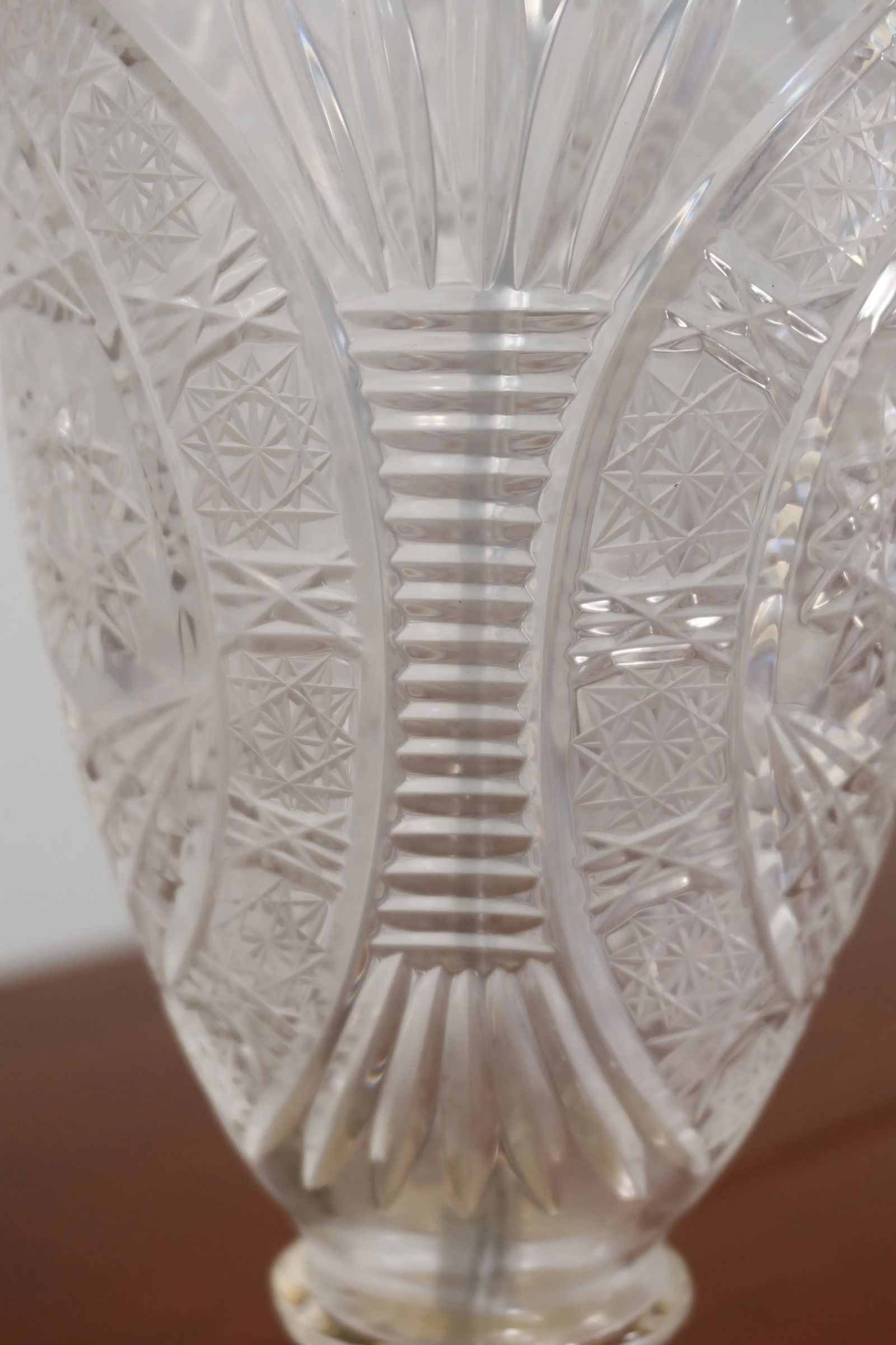 Etched Crystal Table Lamp W. Brass Base - 4