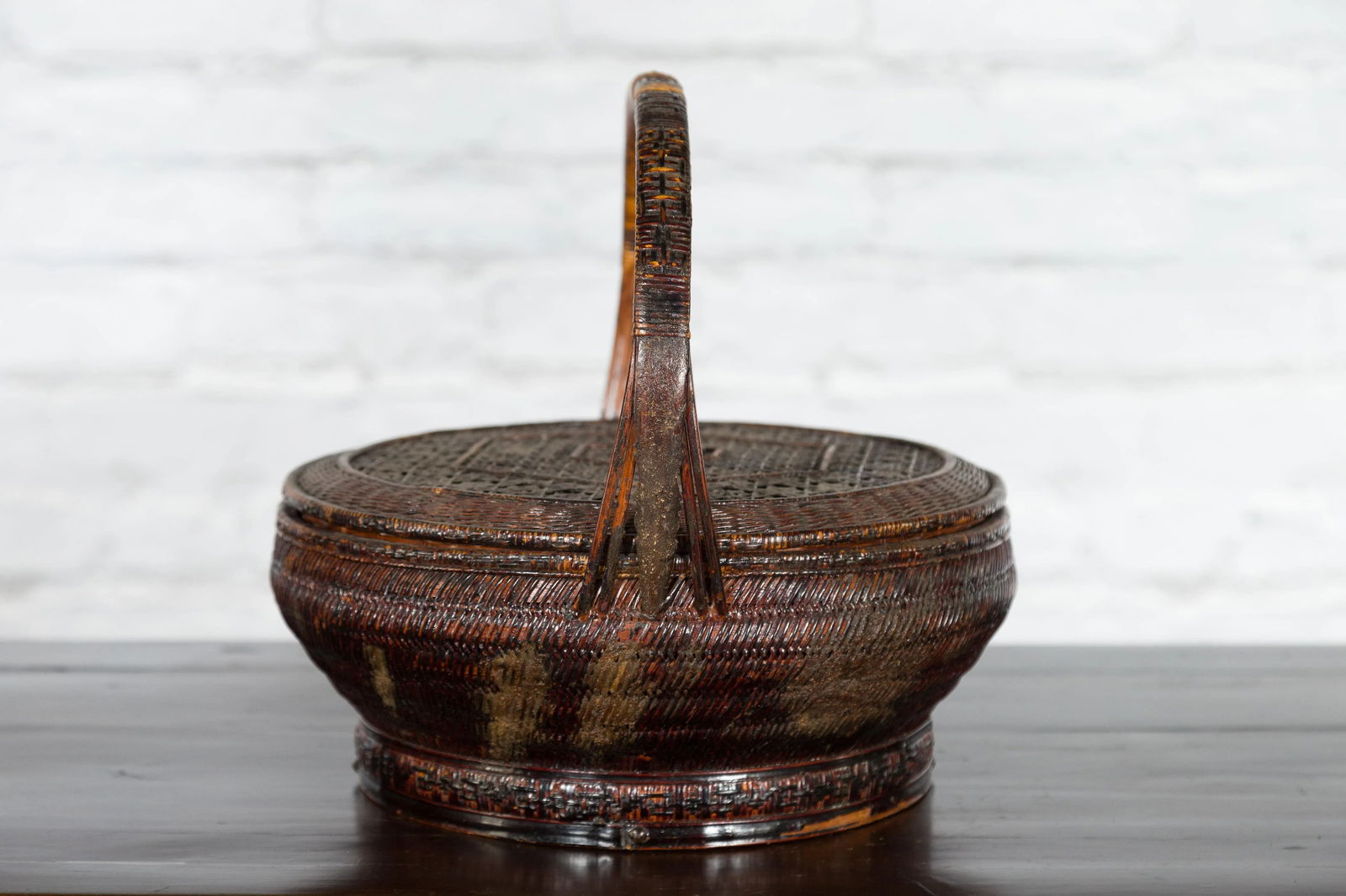 19th Century Chinese Qing Dynasty Handwoven Rattan & Bamboo Handled Basket - 3