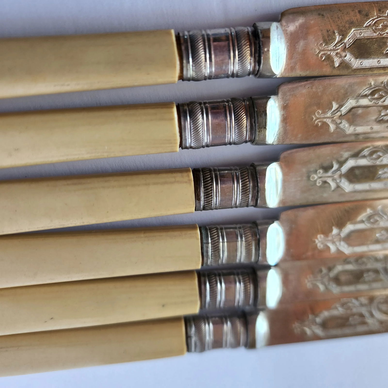 Antique English Sheffield Epns A1 Silverplate Butter Knives Set of 6 - 9