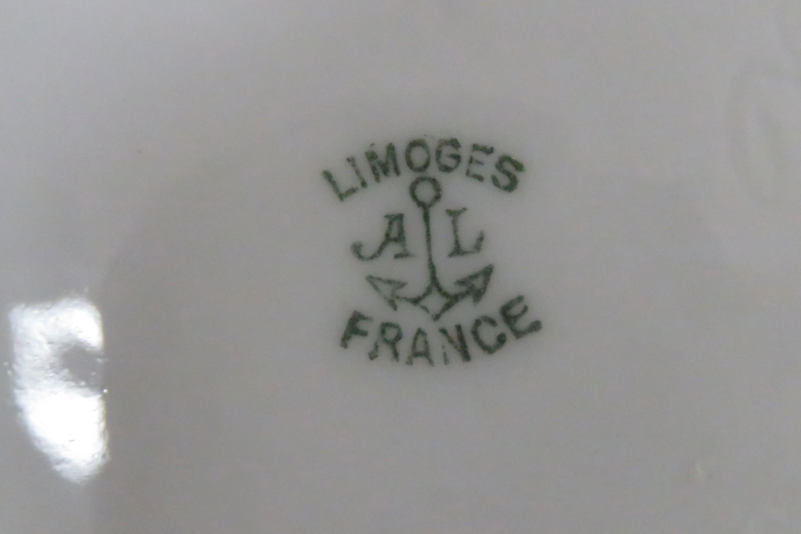 Limoges Divided Serving Dish Gilt Butterfly Flowers and Decorative Handle - 3