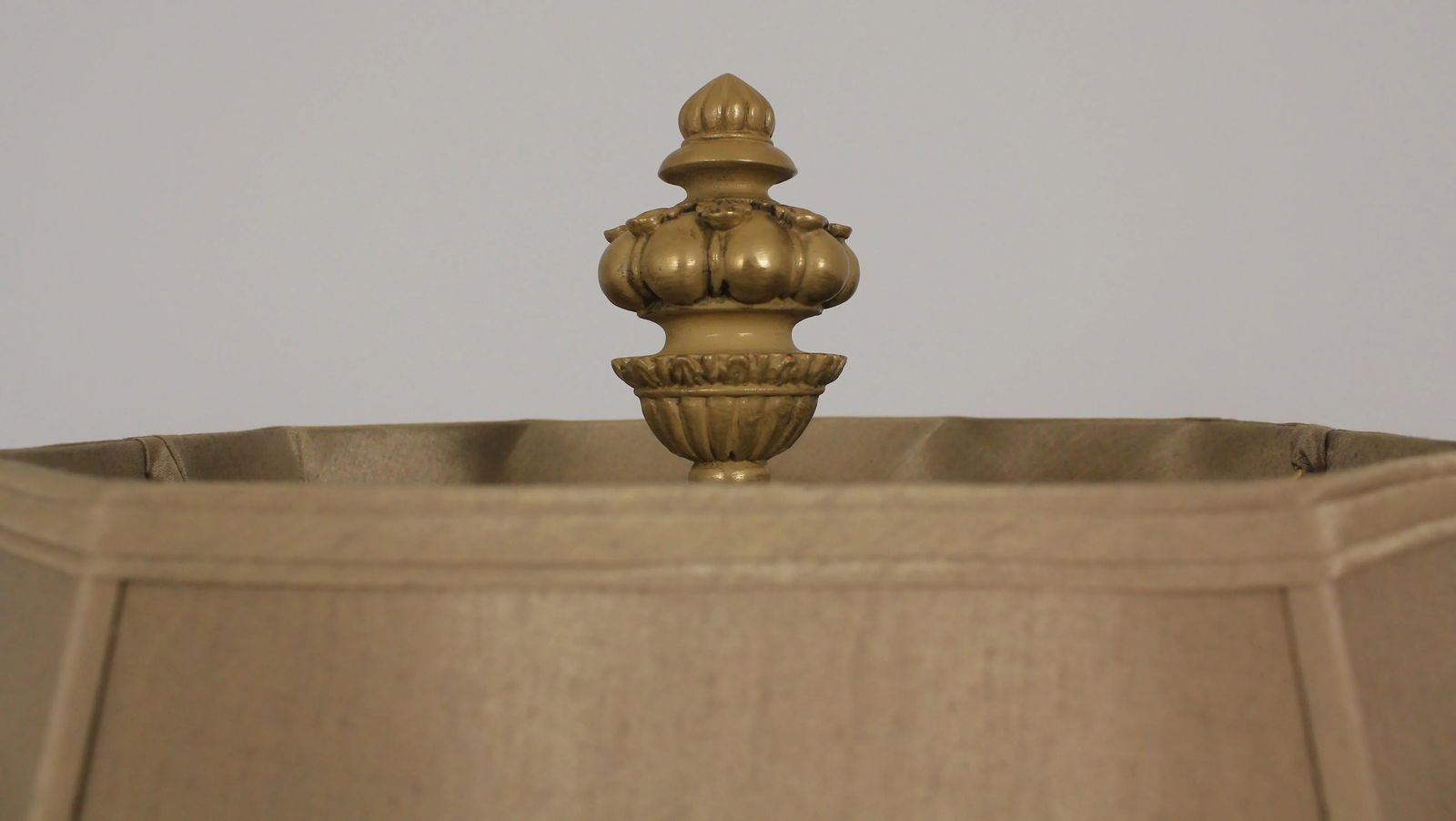 Large Black & Gold Regency Table Lamp - 7