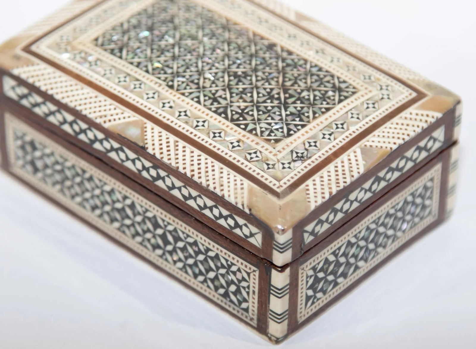Middle Eastern Mosaic Wood Box With Inlays Shell, C. 1950s - 10