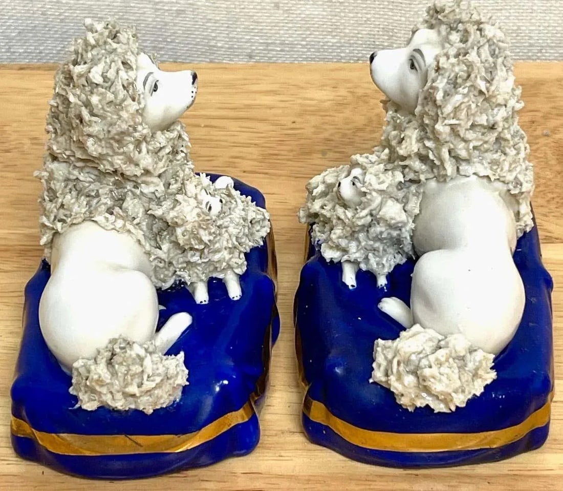19th Century Chelsea Porcelain Figures of Seated Poodles & Pups - A Pair - 7