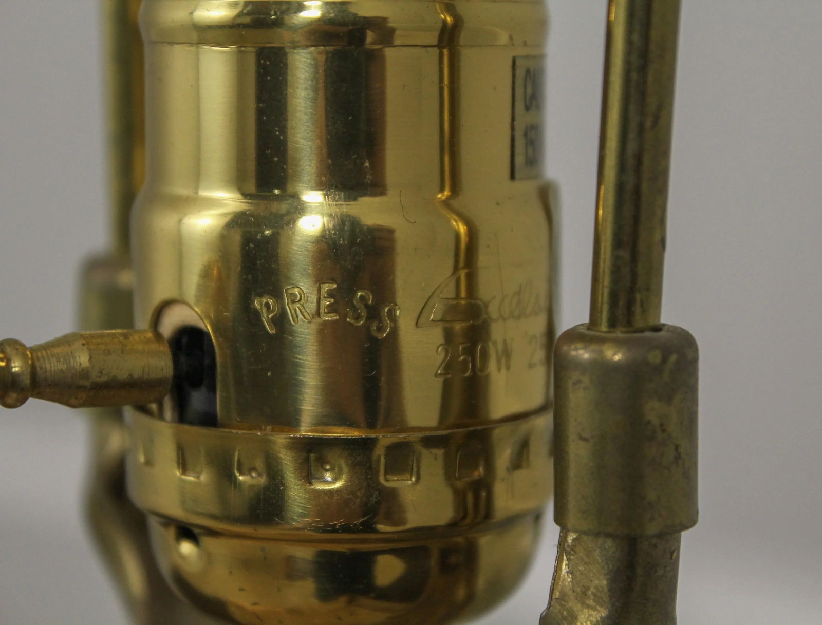 Chinoiserie Toleware Table Lamp - 10