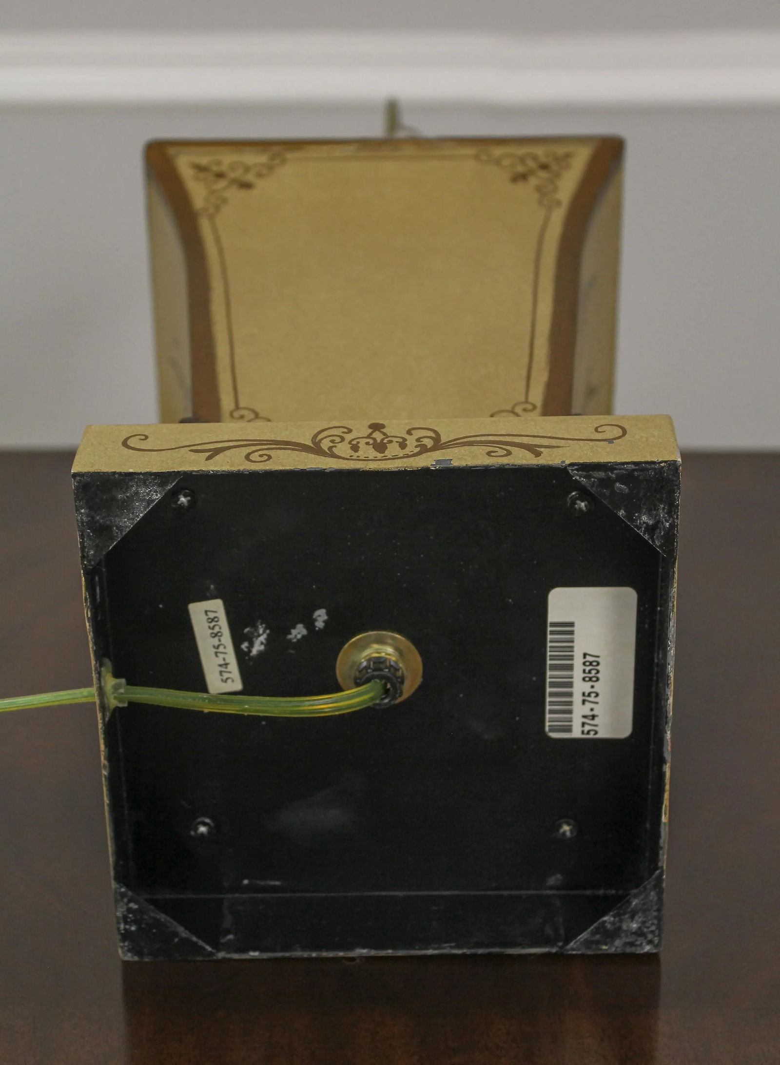 Chinoiserie Toleware Table Lamp - 11