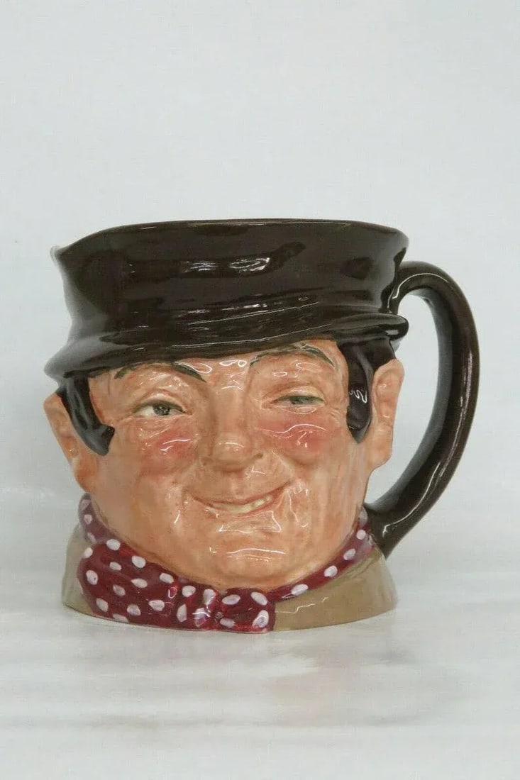 Royal Doulton Sam Weller Dickens Pickwick English Porcelain Character Mug - 9