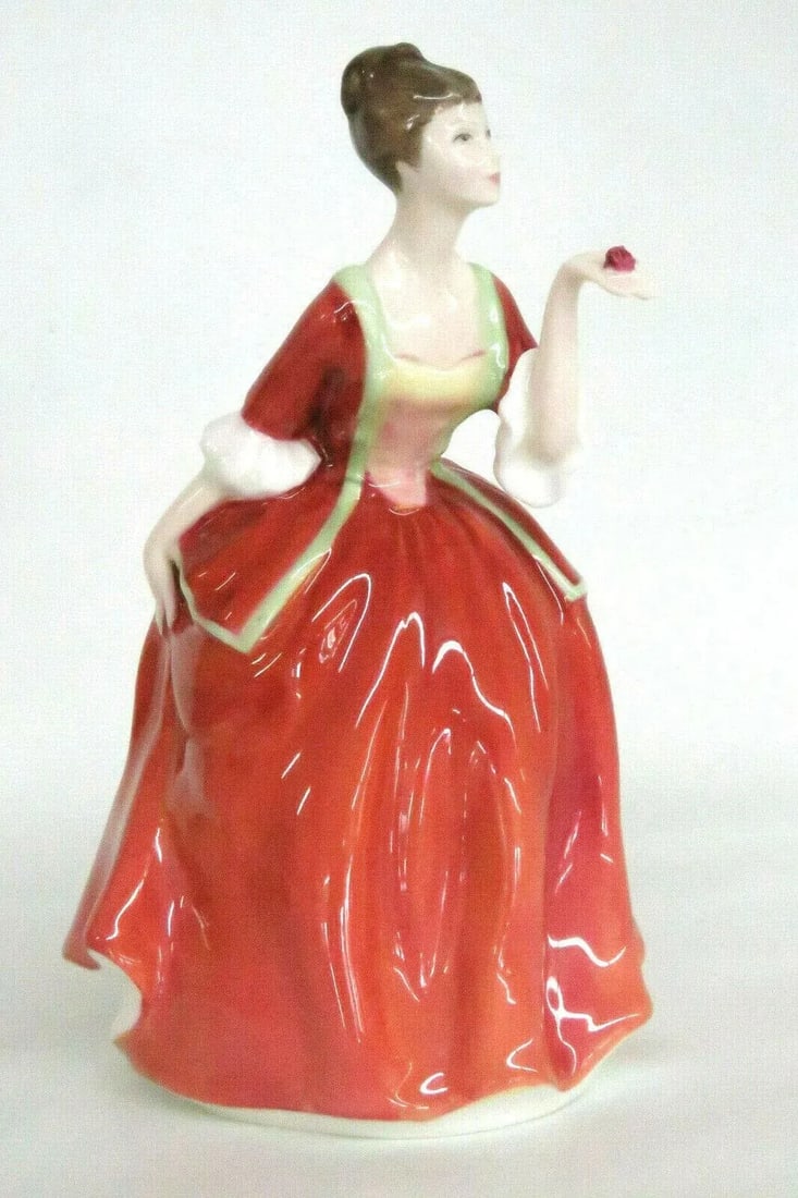 Royal Doulton HN3970 Flower of Love English Bone China Porcelain Figurine - 11