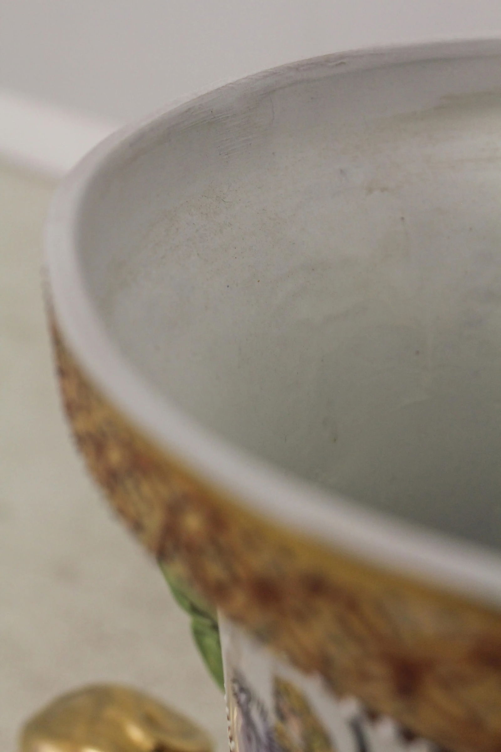 Vintage 2 Piece Chinese Decorative Urn Vase on Stand - 4