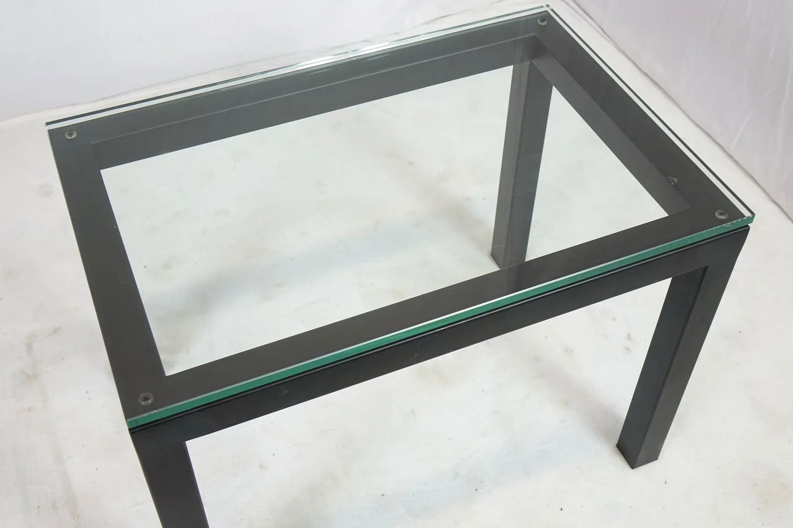 Mid 20th Century Modern Side Table - 2