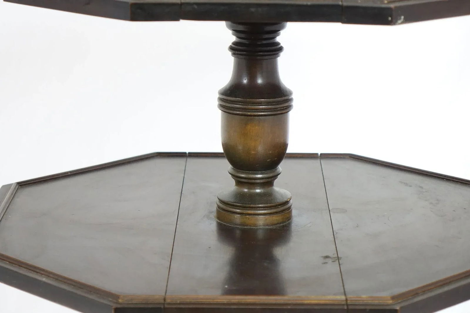 1960s Mid-Century Modern Walnut Coffee Table - 5