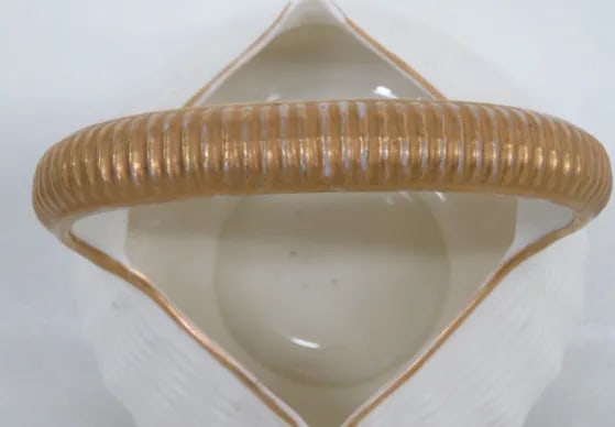 Royal Worchester 1884 Porcelain White and Gold Woven Basket Vase - 9
