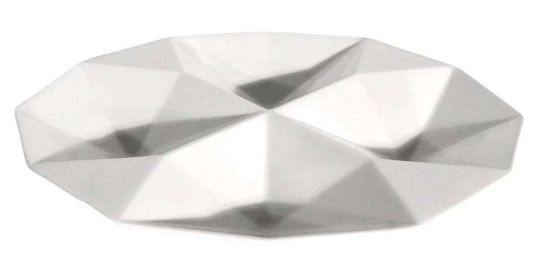 Origami Bowl by Kaj Franck for Arabia Made in Finland C 1960's: Classic white on white origami bowl, designed by Kaj Franck, for Arabia, made in Finland circa 1960's. This examples is in excellent original condition, free of damage, flaws or repairs. This is the o