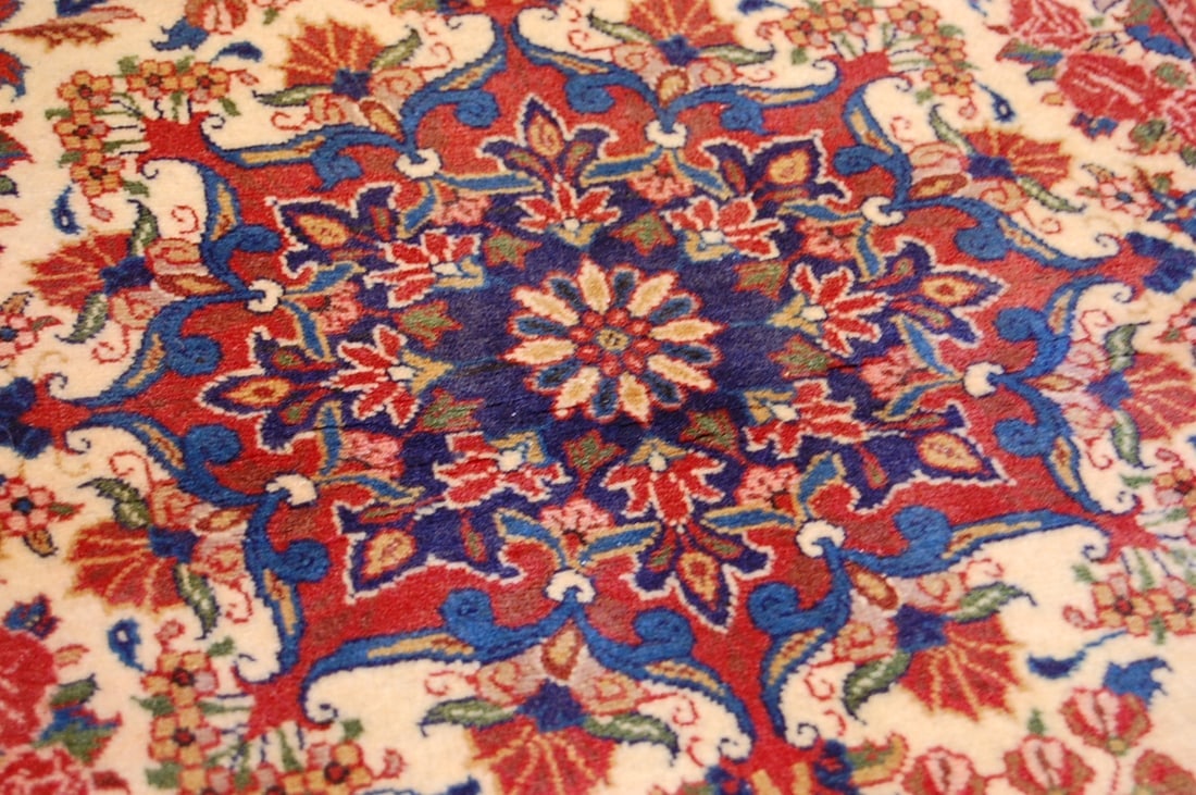 PERSIAN SARUK RUG 2'3" X 3'6" - 7