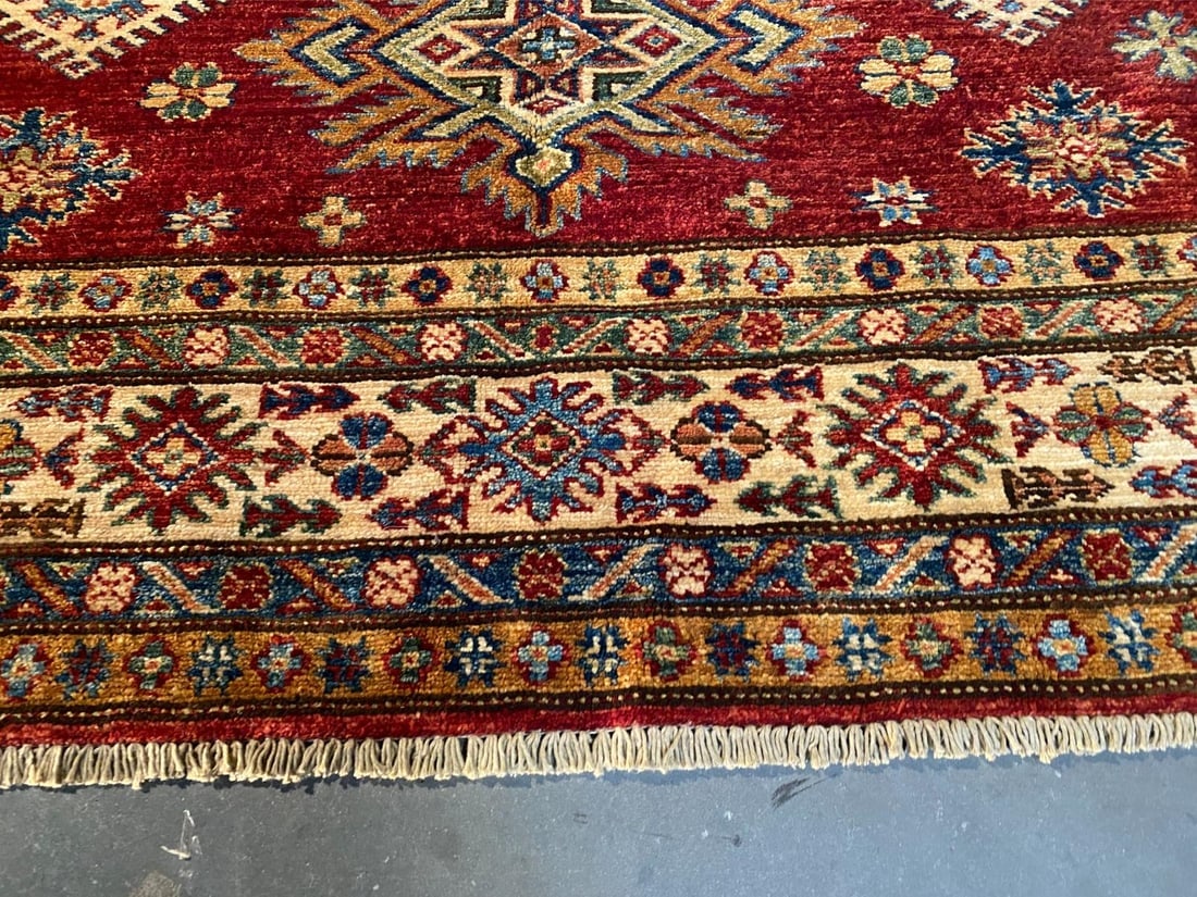 FINE SUPER KAZAK RUG 5'.1"X6'.8" - 2