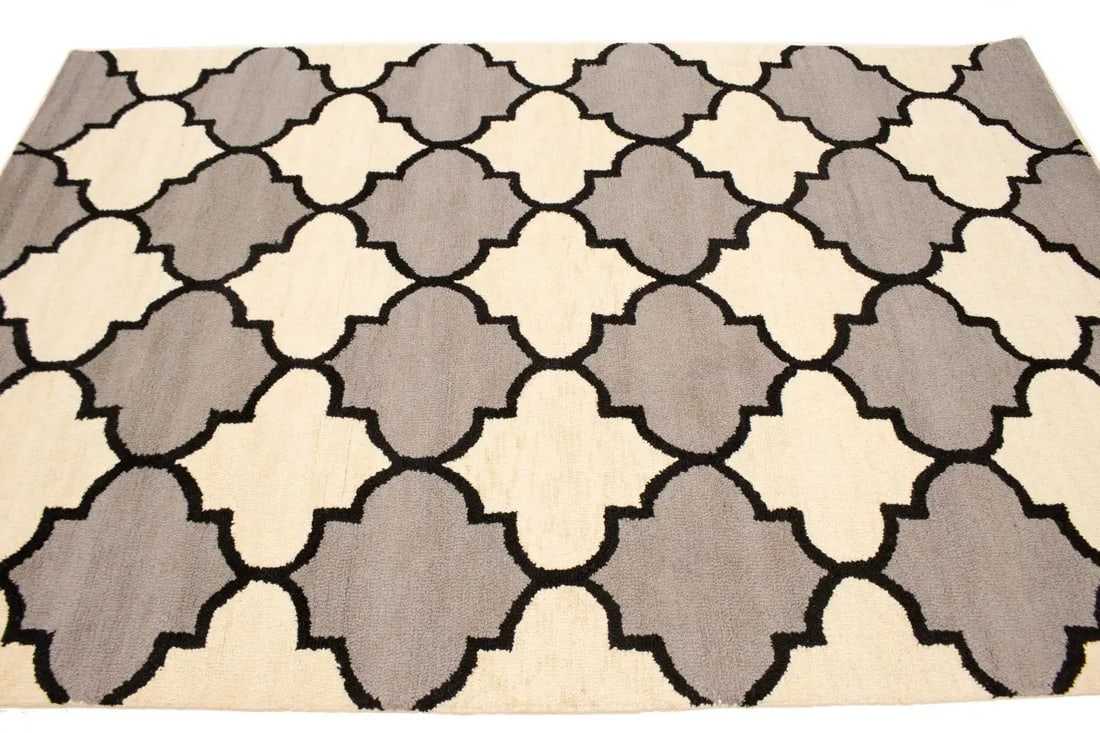 Multicolored Trellis 5X8 Hand-Tufted Modern Rug - 6