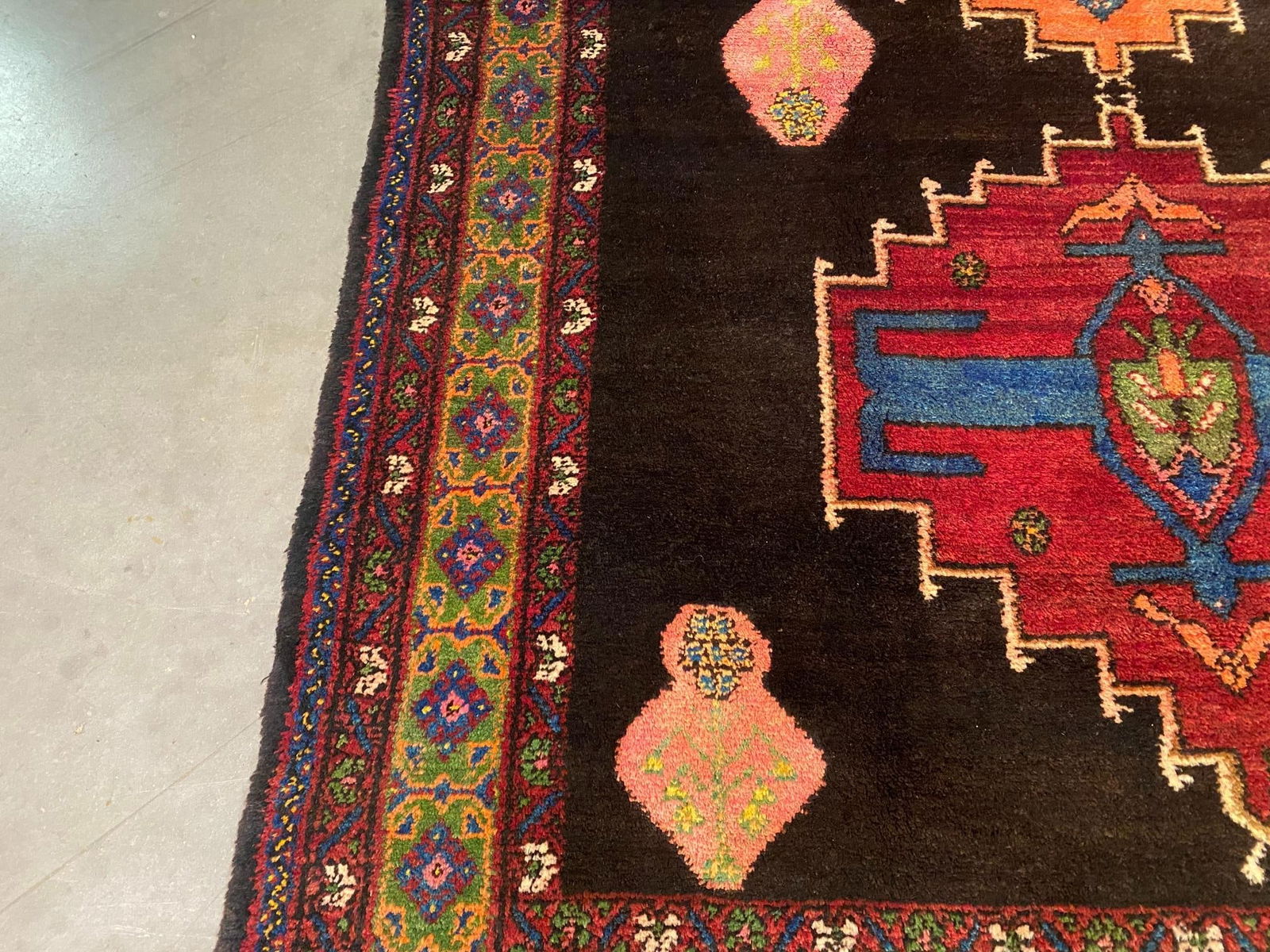 Unique Persian Hamedan Rug 5.4x8' - 4