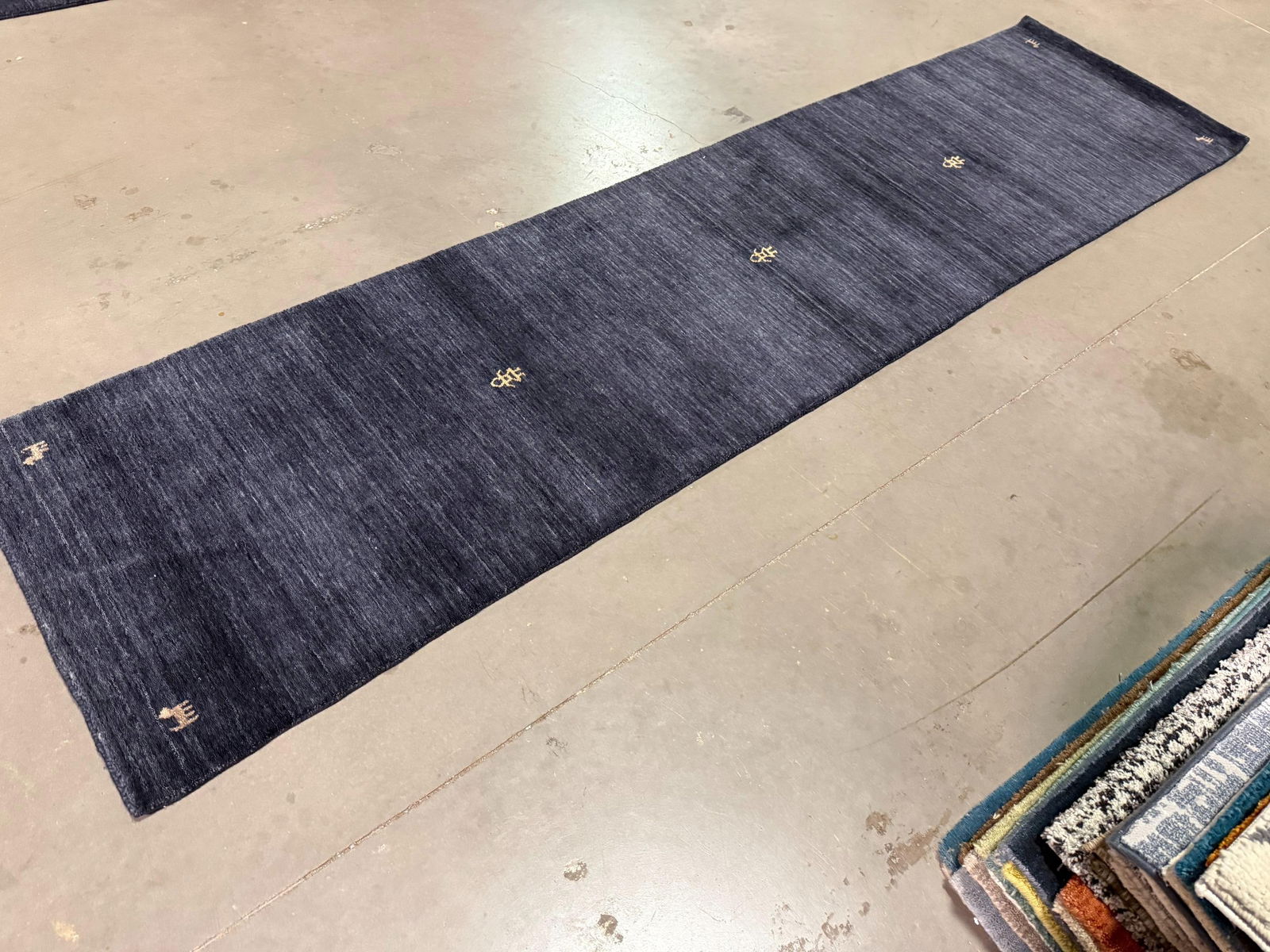 Decorative Gabeh Runner 2.6x10 - 6