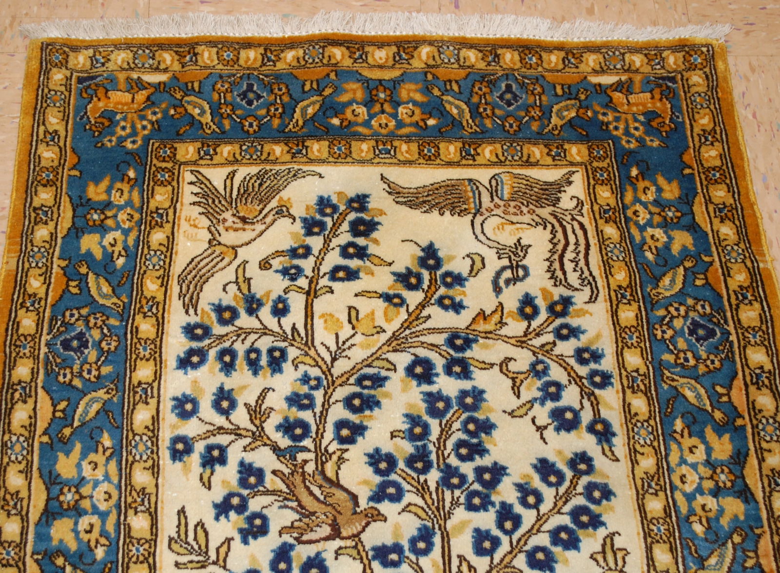 Persian QUME RUG 2'7" x 4'3" - 2