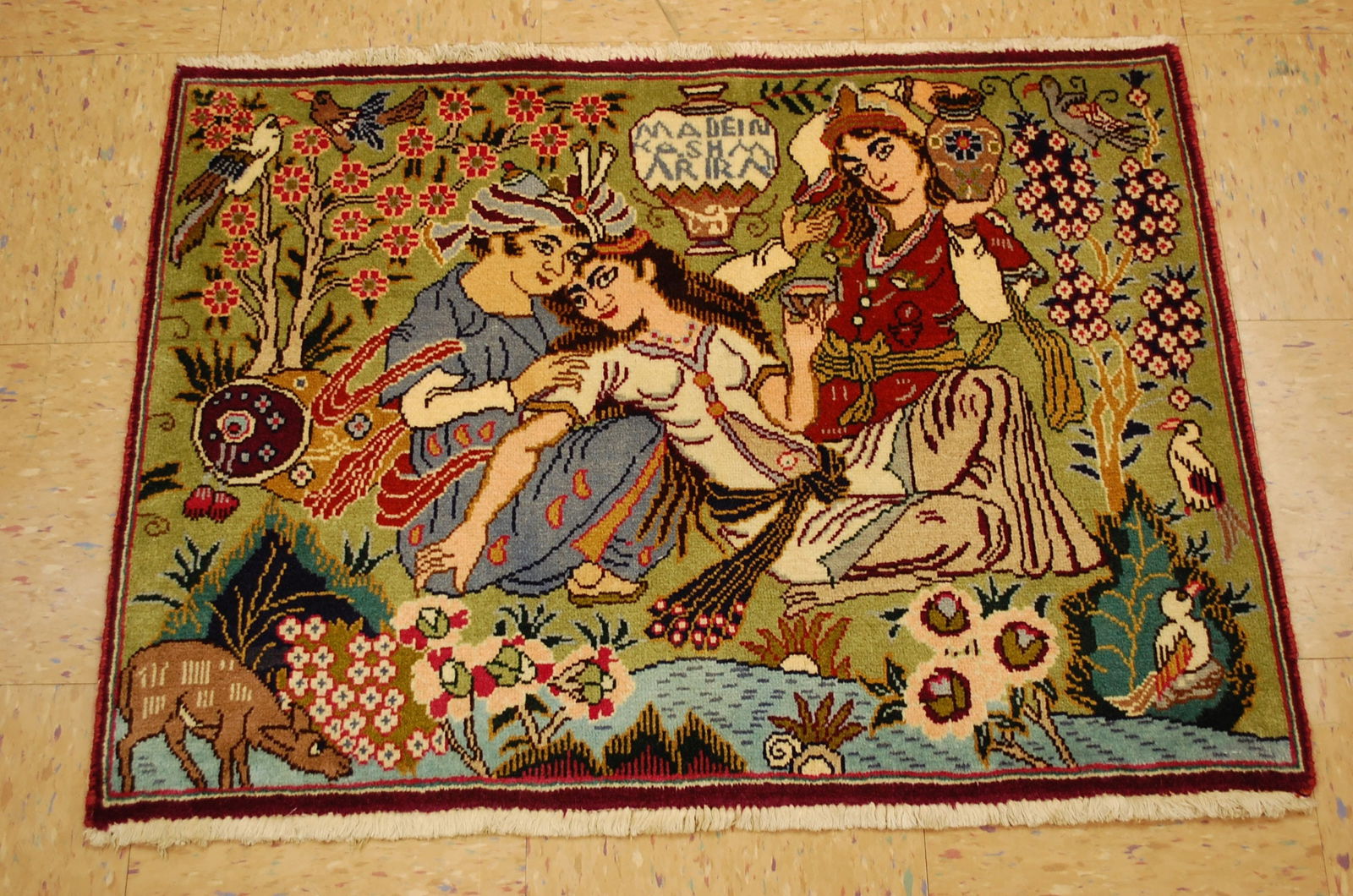 PERSIAN KESHAN RUG 2'3" x 3'2" (1 of 8)