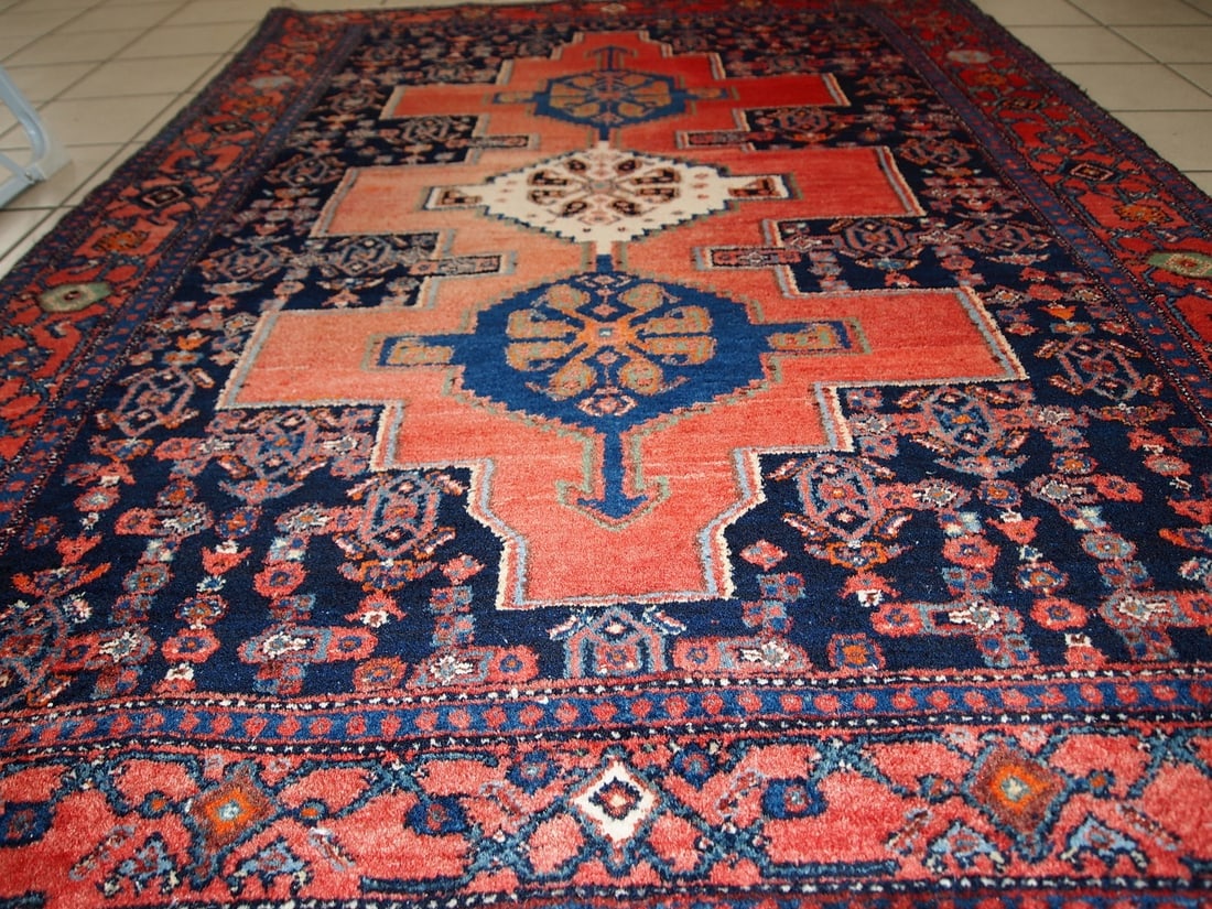 Handmade vintage Persian Senneh rug 3.9' x 5.5' (119cm x 169cm) 1960s - 8
