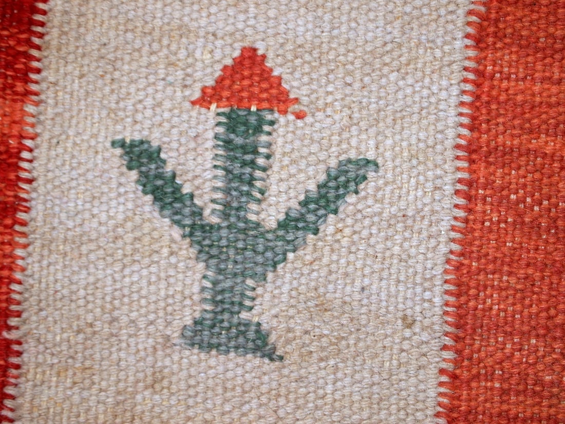 Handmade vintage Persian Gabbeh kilim 5.6' x 7.5' (171cm x 229cm) 1960s - 7