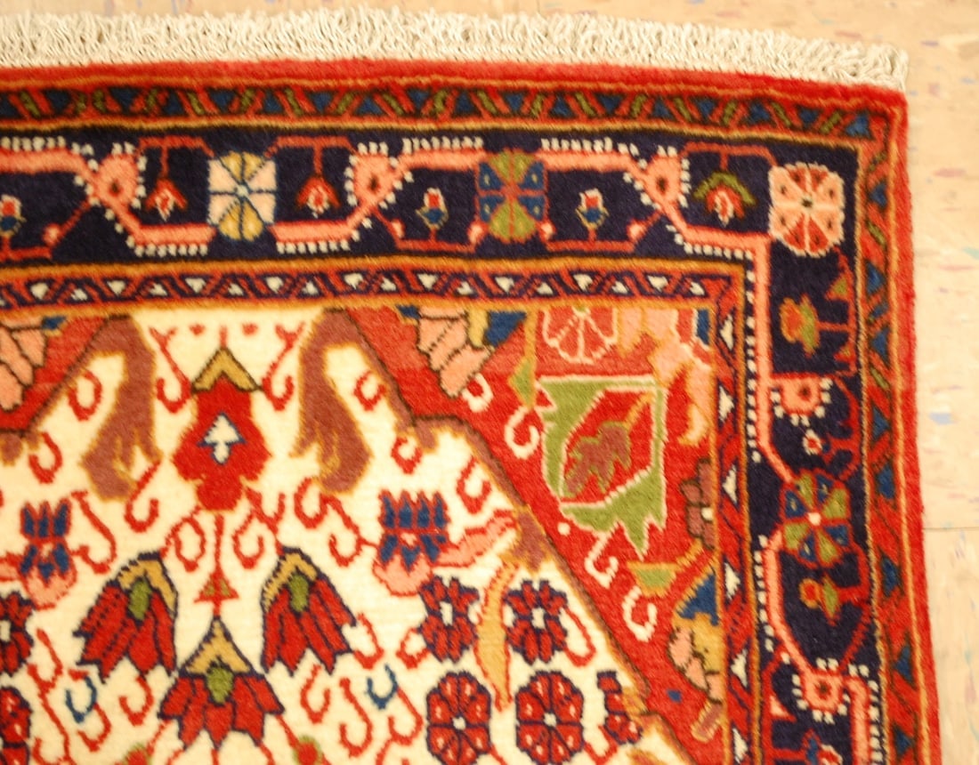 PERSIAN Sarouk Rug 2' 3" X 3' 1" - 4