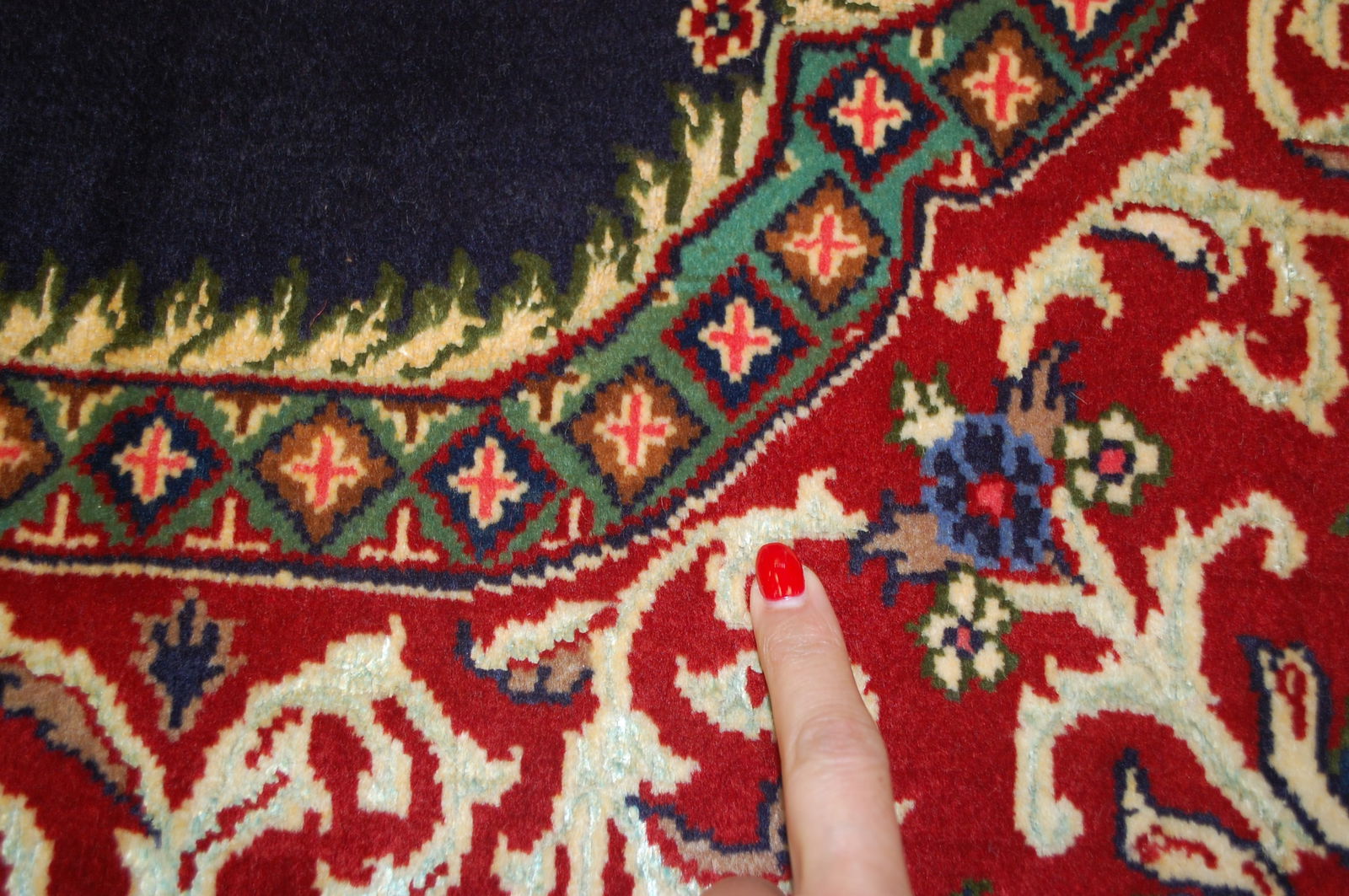 PAIR OF OLD,ANTIQUE PERSIAN-KESHAN RUG 2'5" x 3'4" AND 2'4" X 3'3" - 8