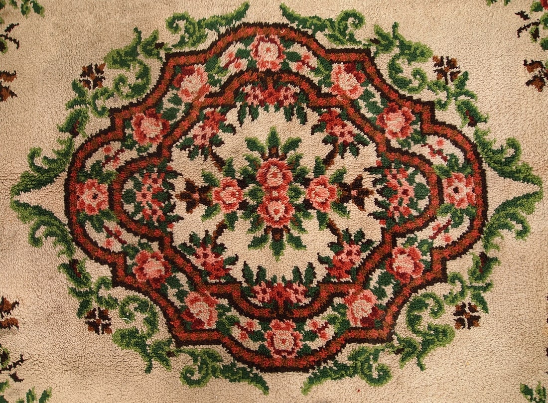 Vintage Belgian Savonnerie rug 6.5' x 9.8' ( 199cm x 299cm ) 1960s - 6