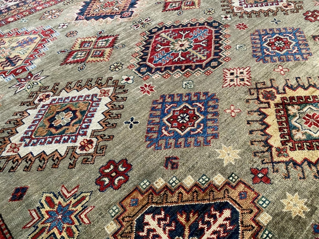 EXQUISITE FINE SUPER KAZAK RUG 8'.3"x10'.2" - 4
