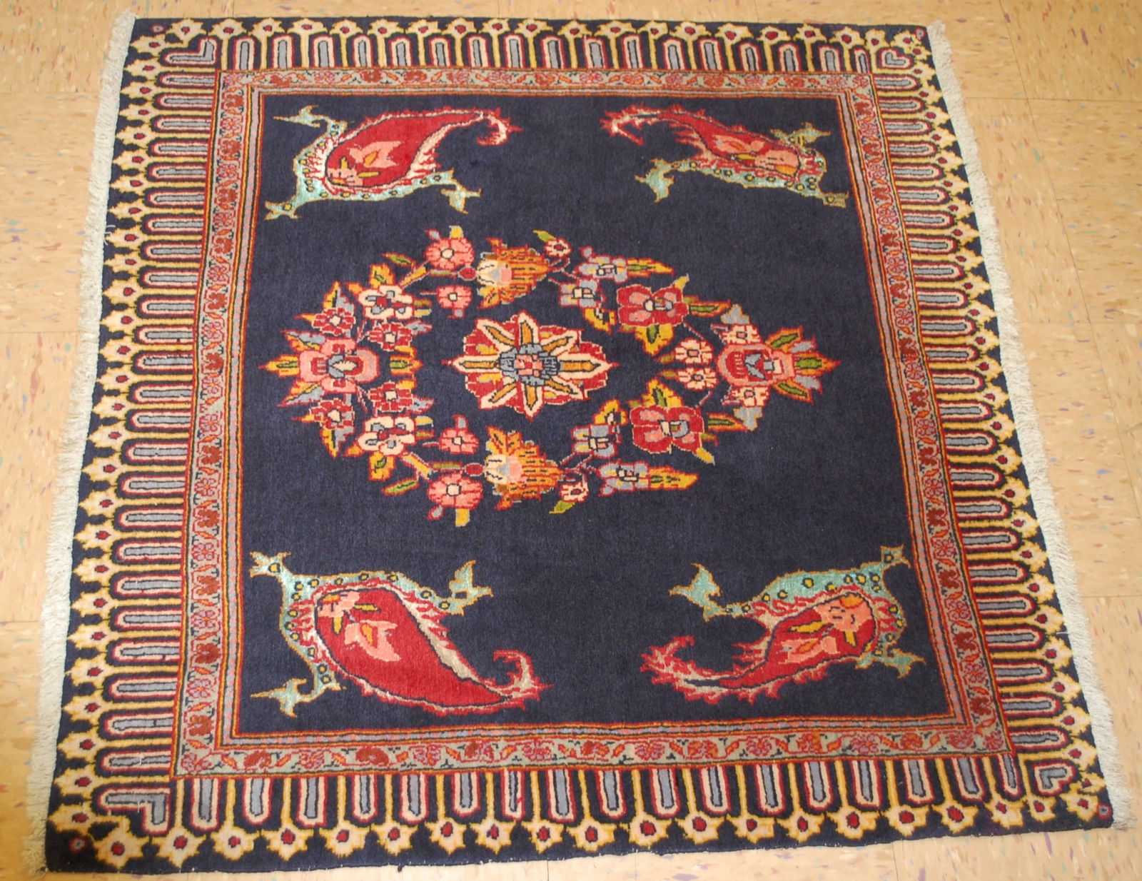 PERSIAN -KASHAN RUG 3'1" x 3'1" - 9