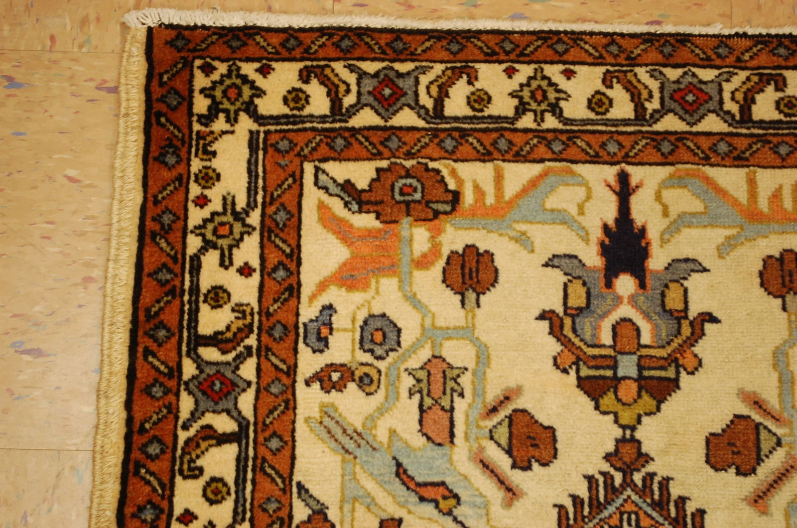 CAUCASIAN RUG 2'7" X 3'5" - 4