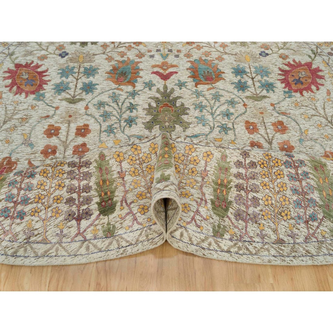 Linen Beige Wool and Silk Directional Hand Knotted Oriental Round Rug - 5